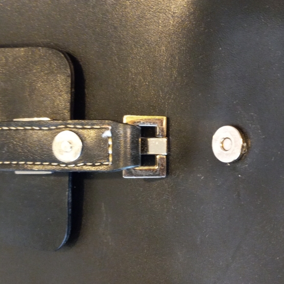 Shoulder Bag - Picture 7 of 11